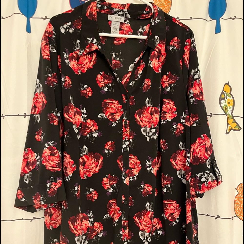 Black with red roses button down blouse - Catherines 2X